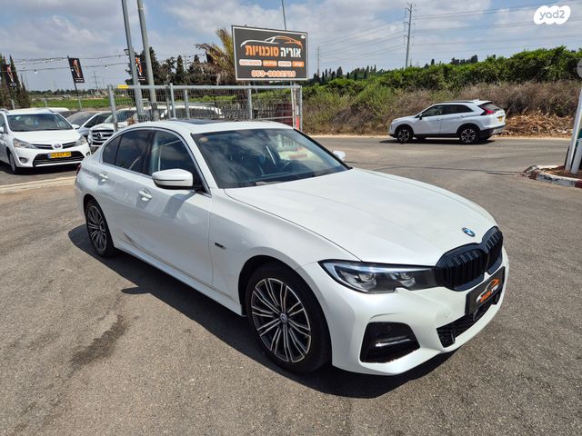 מודעת רכב ב מ וו סדרה 3