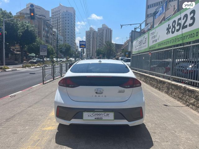 יונדאי איוניק