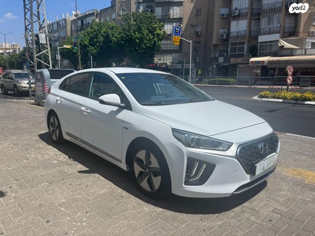 יונדאי איוניק