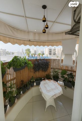 דירה, שדרות הנשיא וייצמן 66, מרכז העיר, חדרה