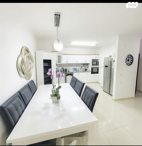 שדרות הנשיא וייצמן 66