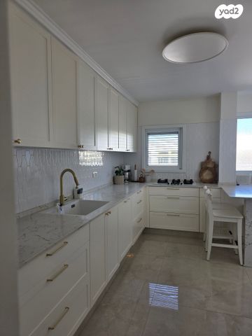 דירה, קדושי קהיר 20, נאות רחל, חולון