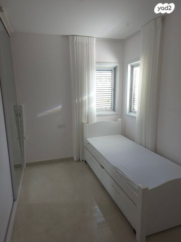 דירה, קדושי קהיר 20, נאות רחל, חולון