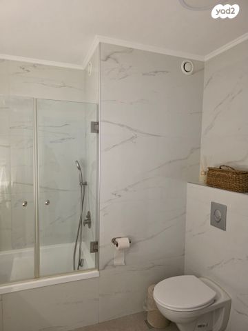 דירה, קדושי קהיר 20, נאות רחל, חולון