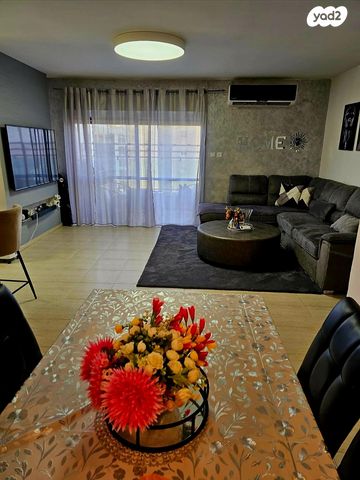 גג/ פנטהאוז, שדרות יוהנה ז'בוטינסקי 12, נווה זאב, נאות אילן, באר שבע