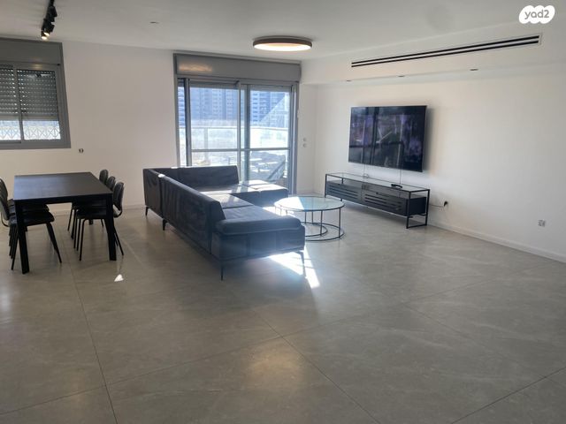 דירה, אליהו הנביא 4, פסגות אפק, ראש העין