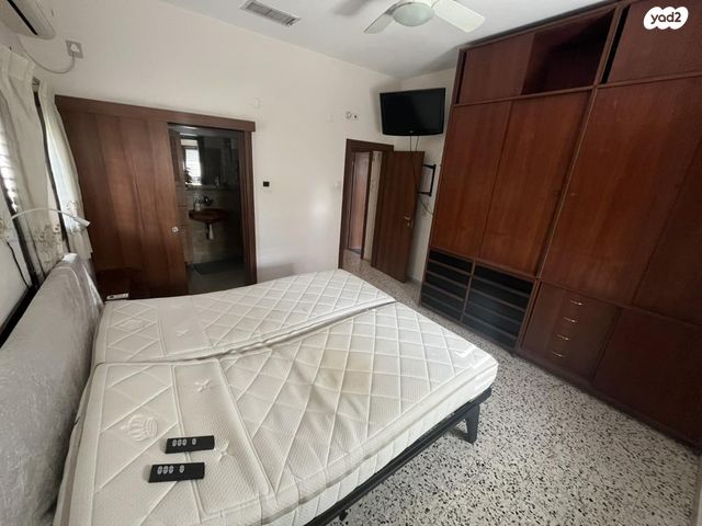 דו משפחתי, המעפילים 42, מעוז, כפר סבא