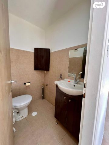 דירה, אופקים 21, גבעת עמוס, נשר