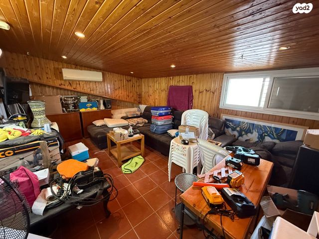 גג/ פנטהאוז, אדום, אילת