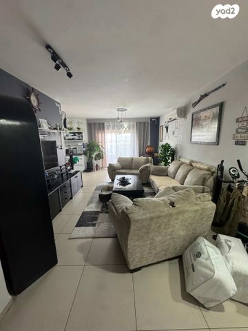 דירה, שדרות רובע יזרעאל 26, רובע יזרעאל סביוני העמק, עפולה