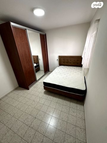 דירה, הרימון 37, הפרחים, קרית גת