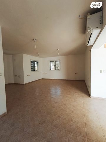 בית פרטי/ קוטג', בני עטרות