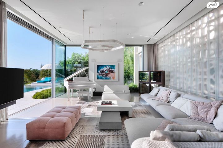 בית פרטי/ קוטג', הרקיע, הגולף, קיסריה