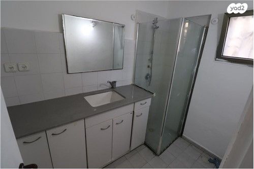 דירה, קריניצי 5, שכונת יהלום, מרכז העיר ב, רמת גן