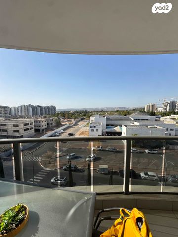 דירה, שדרות רובע יזרעאל 26, רובע יזרעאל סביוני העמק, עפולה