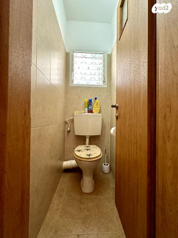 דירה, הרימון 37, הפרחים, קרית גת