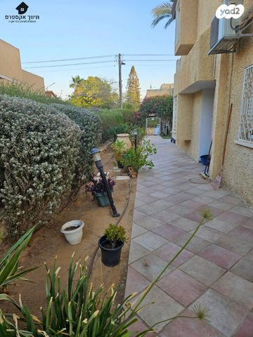 בית פרטי/ קוטג', עומר