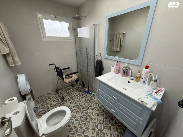 גג/ פנטהאוז, אדום, אילת