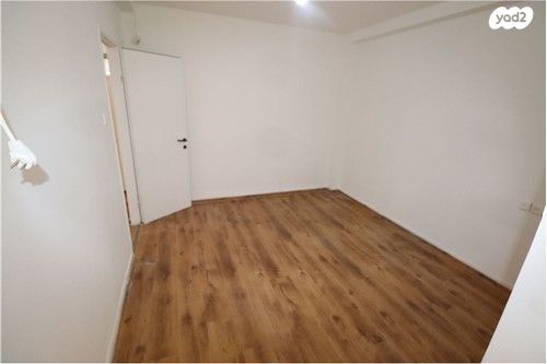 דירה, קריניצי 5, שכונת יהלום, מרכז העיר ב, רמת גן