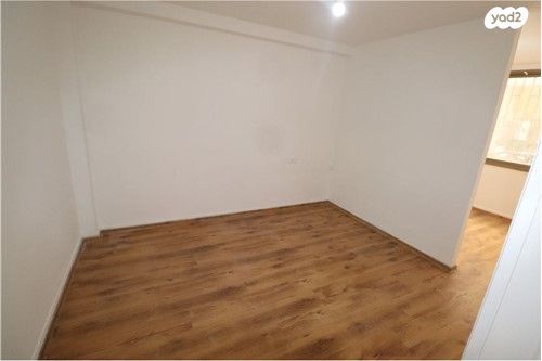 דירה, קריניצי 5, שכונת יהלום, מרכז העיר ב, רמת גן