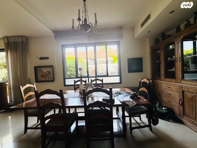 דו משפחתי, רמת חן, רמת גן