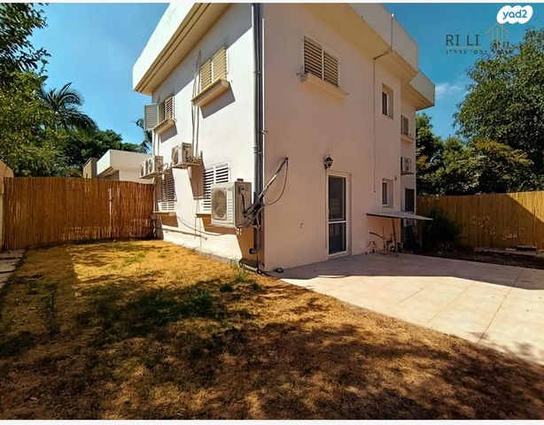 בית פרטי/ קוטג', בני עטרות