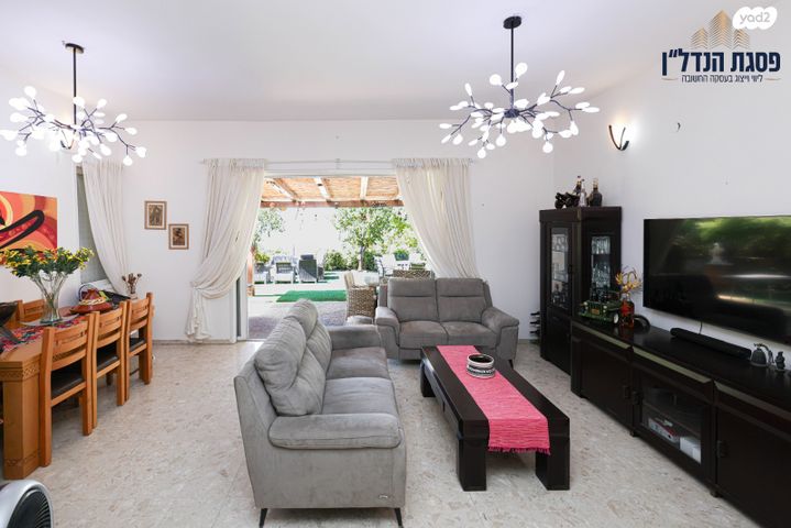 דו משפחתי, הבשור, גבעולים, שוהם