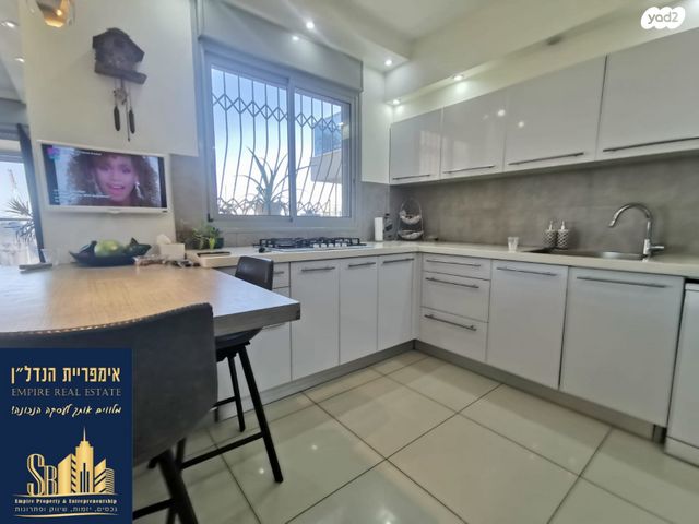 דירה, פסגת אונו, קרית אונו