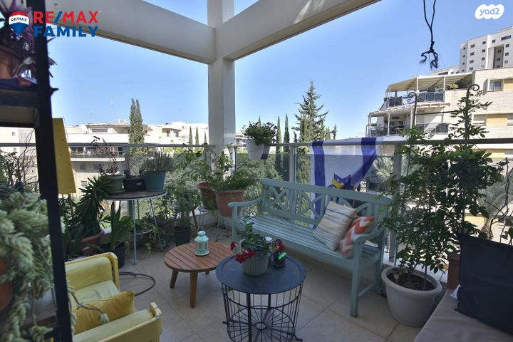 דירה, יקינטון 1, גבעת הרקפות, קרית ביאליק