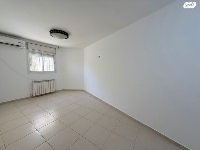 דירת גן, חומת שמואל, הר חומה, ירושלים