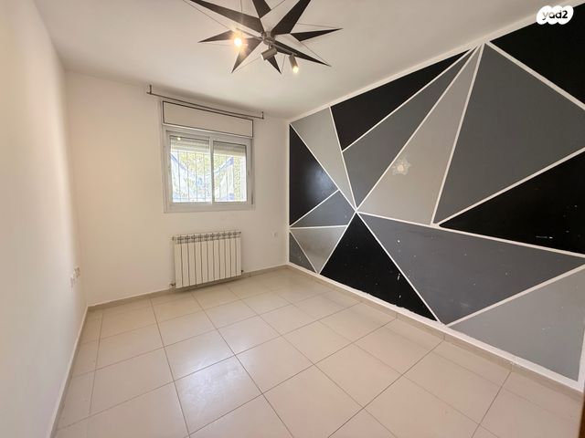 דירת גן, חומת שמואל, הר חומה, ירושלים