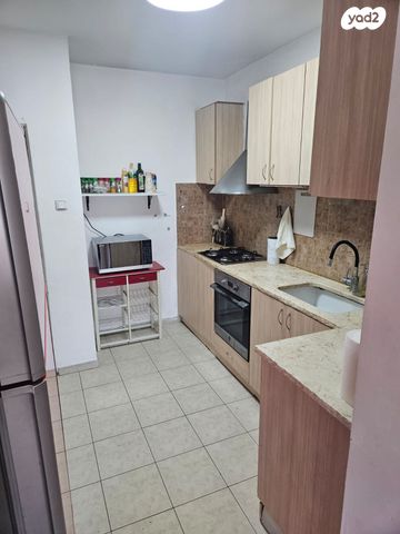 דירה, ההגנה 21, ביאליק דרום, קרית ביאליק