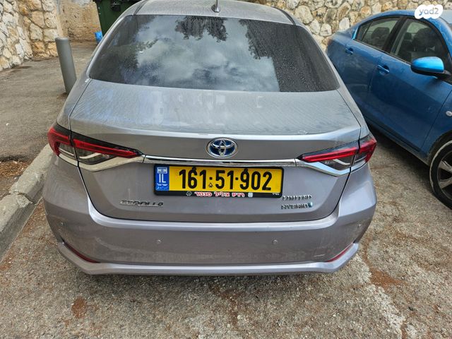 טויוטה קורולה