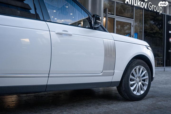 לנד רובר ריינג' רובר