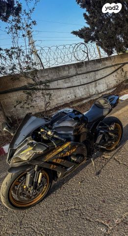 מודעת רכב קאוואסאקי נינג'ה ZX 10R