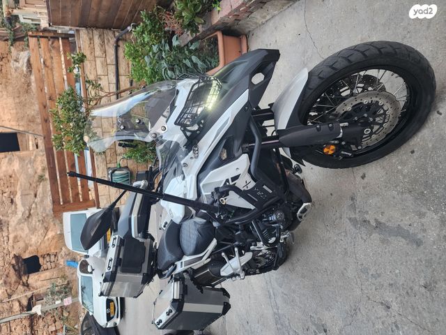 מודעת רכב בנלי TRK502X