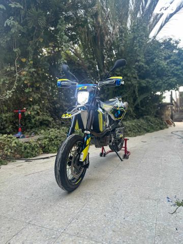 מודעת רכב הוסקוורנה SM701