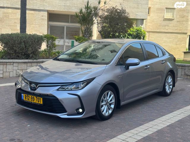 מודעת רכב טויוטה קורולה