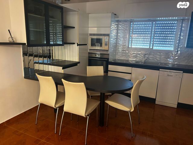 דו משפחתי, רימון 5, אלמוגים, קרית ים