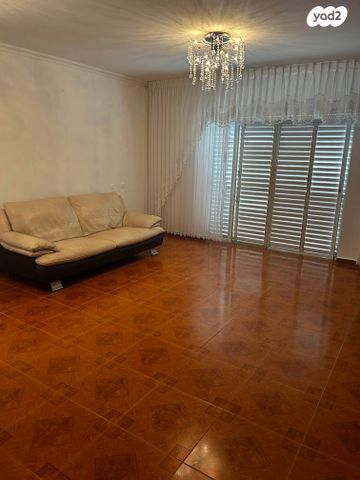 דו משפחתי, רימון 5, אלמוגים, קרית ים