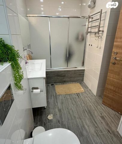 דירה, שדרות יצחק שמיר 17, גלי כרמל, טירת כרמל