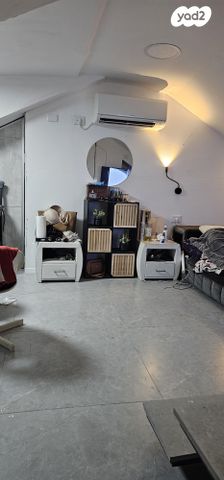 בית פרטי/ קוטג', האלה 1, אדורה, אדורה