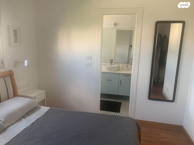 דירה, גינת אגוז 8, נווה גנים, פרדס חנה כרכור