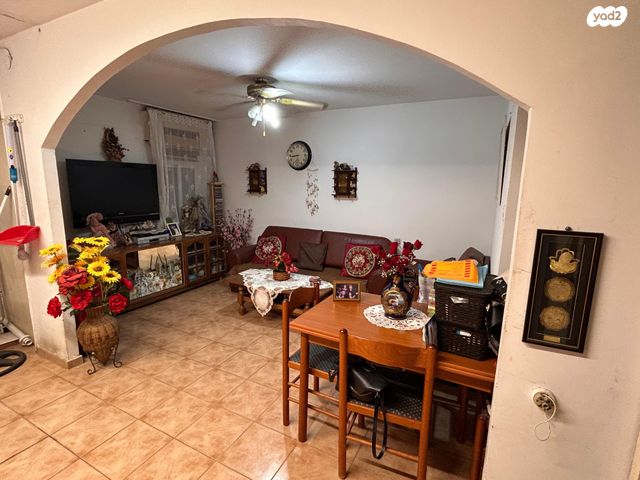 דירה, תורה ועבודה 17, רמת אליהו, ראשון לציון