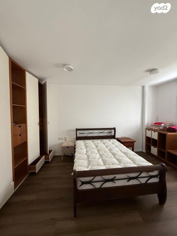 דו משפחתי, ברנר 76, הרצליה הצעירה, הרצליה