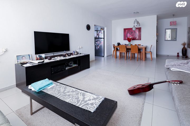 דירה, האשל, דובדבן הכפר, כפר סבא