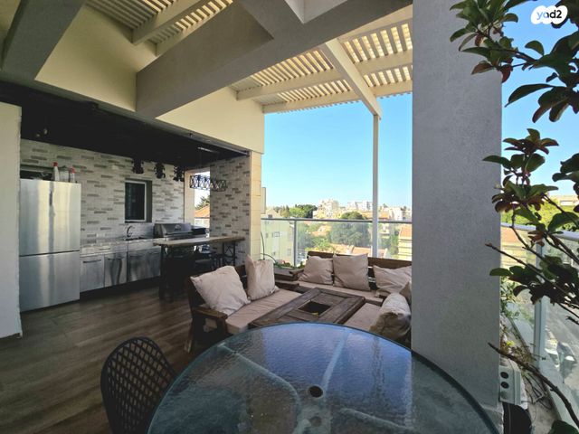 דופלקס, תל חי 71, מזרחי א, כפר סבא