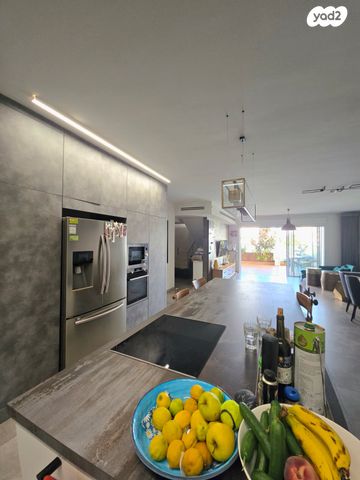 דופלקס, תל חי 71, מזרחי א, כפר סבא