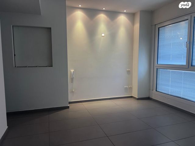 דירה, ניסים אלוני 17, צמרות איילון, פארק צמרת, תל אביב יפו