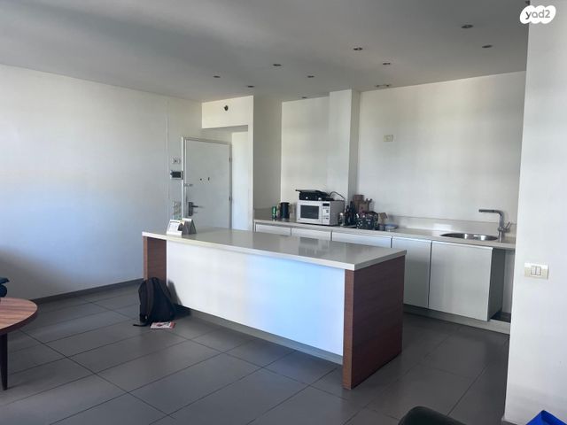 דירה, ניסים אלוני 17, צמרות איילון, פארק צמרת, תל אביב יפו